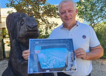 La Lande-Chasles. « Nous en rêvions depuis longtemps » : le blason de la commune photographié à bord de la Station spatiale internationale