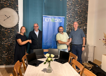 Enedis soutient l&rsquo;inclusion numérique des jeunes accompagnés par l&rsquo;association Le Colibri à Saumur