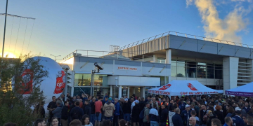 Chinon. 300 agents devant la centrale nucléaire pour défendre leurs droits