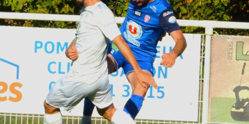 Football N1. Saumur s&rsquo;incline de peu à Saint Malo. 2-1.