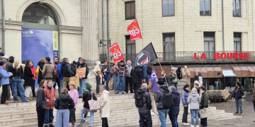 Samedi, une mobilisation en petit nombre et dans le calme à Saumur, 19 interpellations à Angers